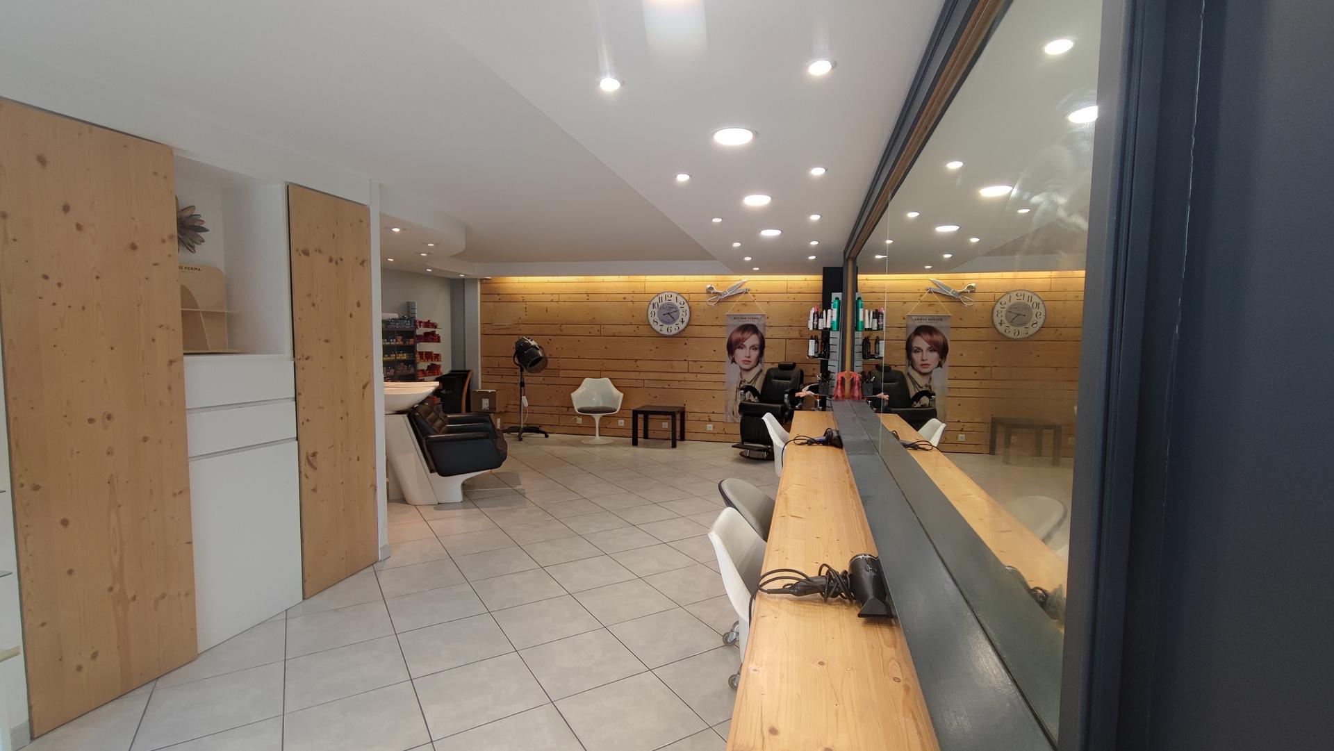 Vue d'ensemble du salon Novità Besançon